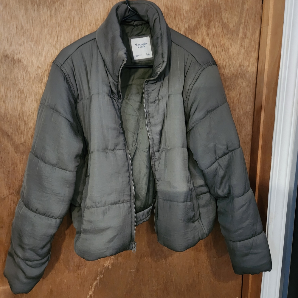 Abercrombie & Fitch Olive Puffer Jacket